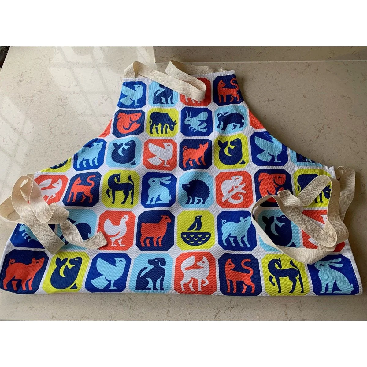 RSPCA Apron - Image 3