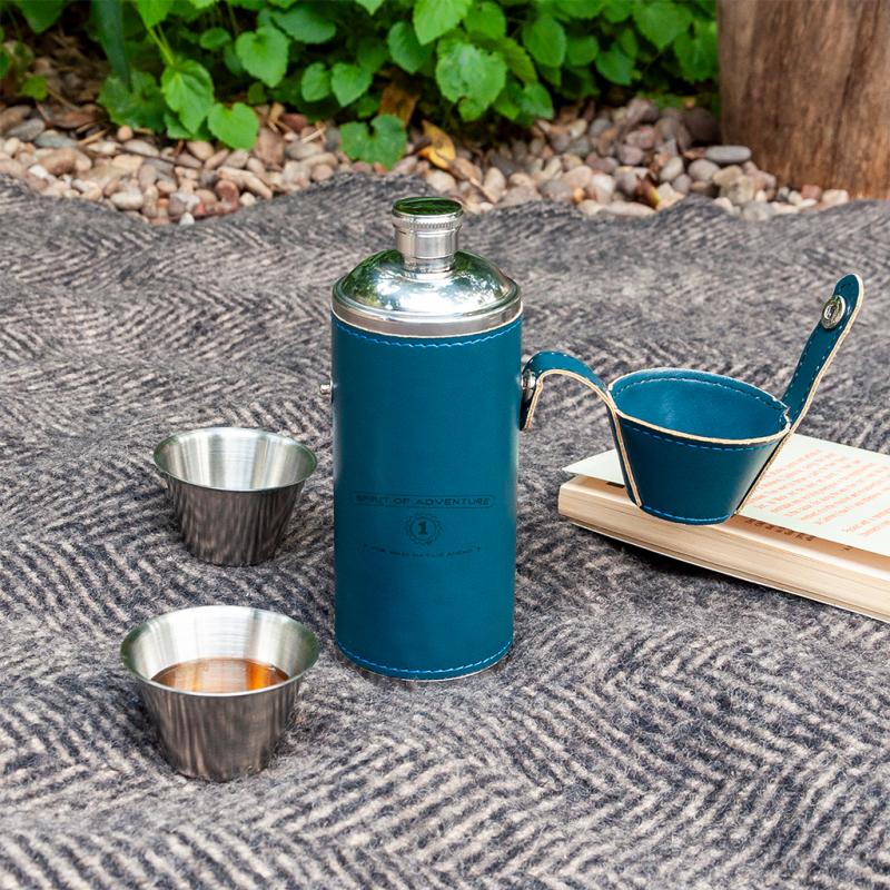 Spirit of Adventure Hip Flask with 2 Cups 220ml - Image 3